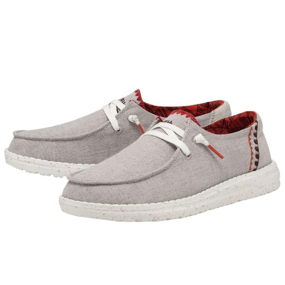 Hey Dudes size 8 Wendy Fawn Inca